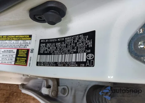 2019 Toyota Corolla Le from USA, damaged, VIN 2T1BURHE4KC163714